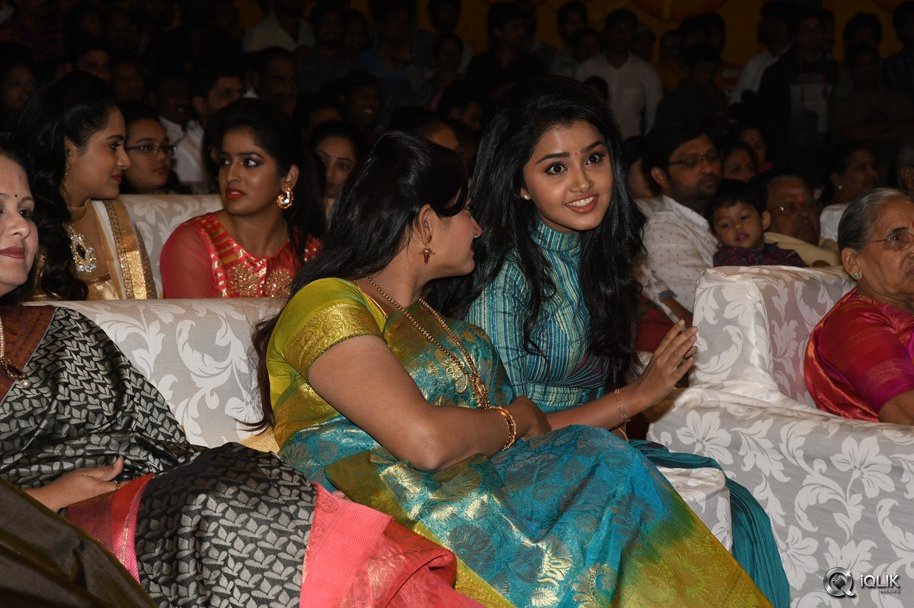 Shatamanam-Bhavati-Movie-Audio-Launch